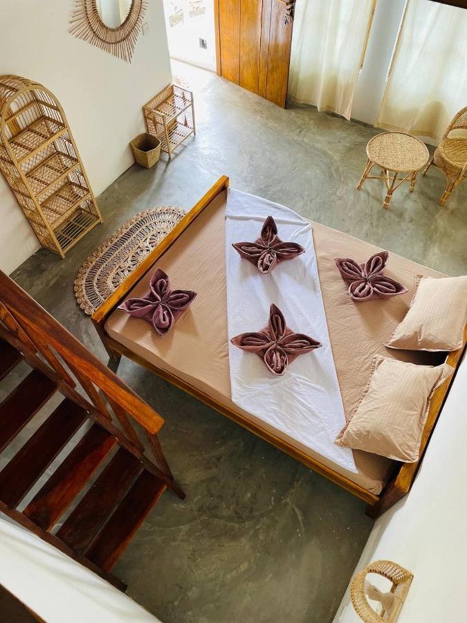 Pompon Hotel Pottuvil Ngoại thất bức ảnh